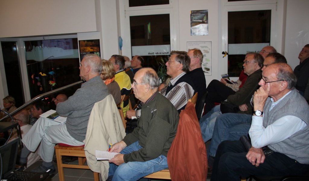 Zum Infoabend fanden sich viele interessierte Bürger im Kontaktbüro ein. | Foto: Maria Vlaic | NABU Sachsen