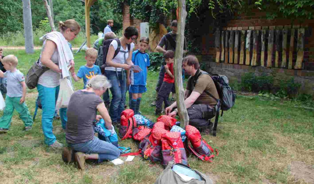 GEO-Tag der Artenvielfalt 2015 - Forscherrucksack | Foto: Elisabeth Peisker | NABU Sachsen